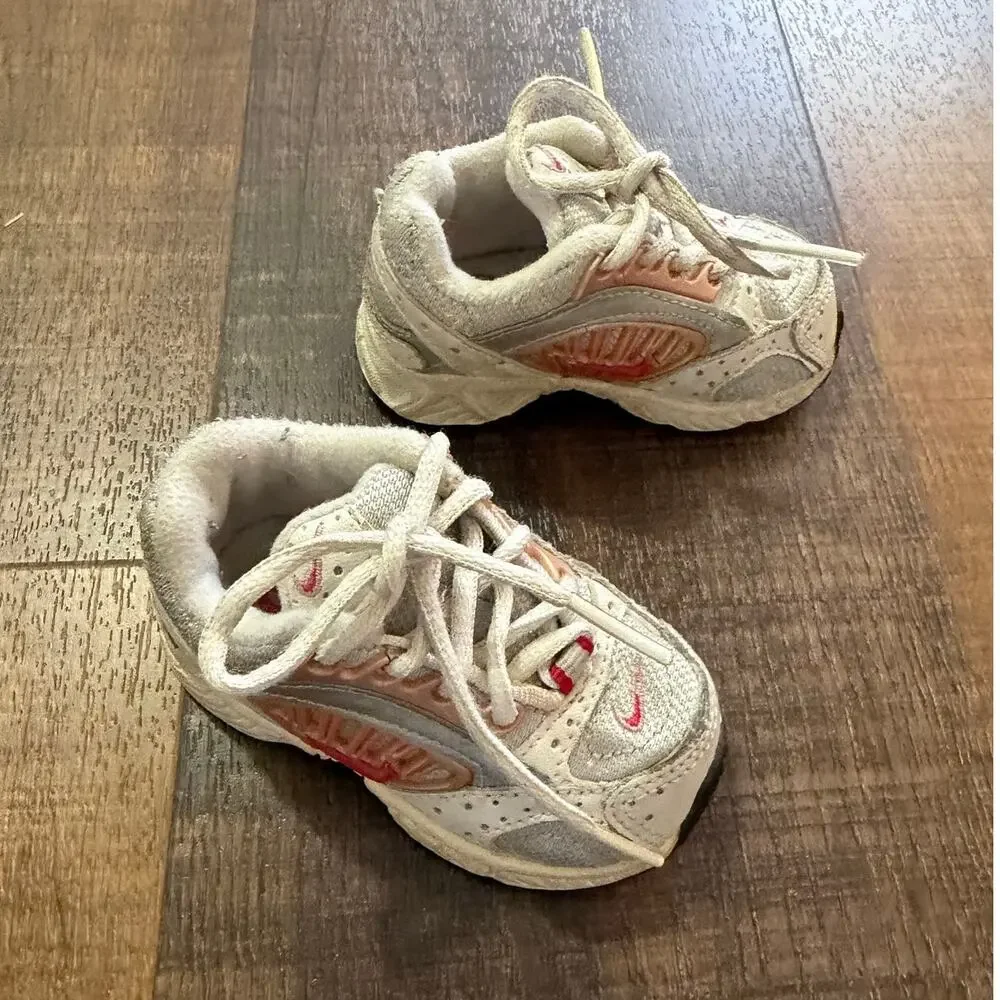Nike Baby Sneakers Pink Gray Toddler Size 2.5C Athletic Shoes